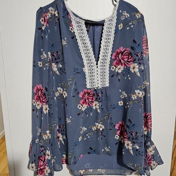 Blouse - Picture 1 of 3